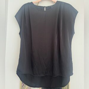 Pleione Black Cap Sleeve Blouse